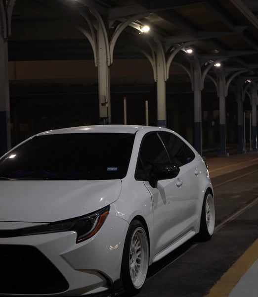 SK1 Full Gloss White